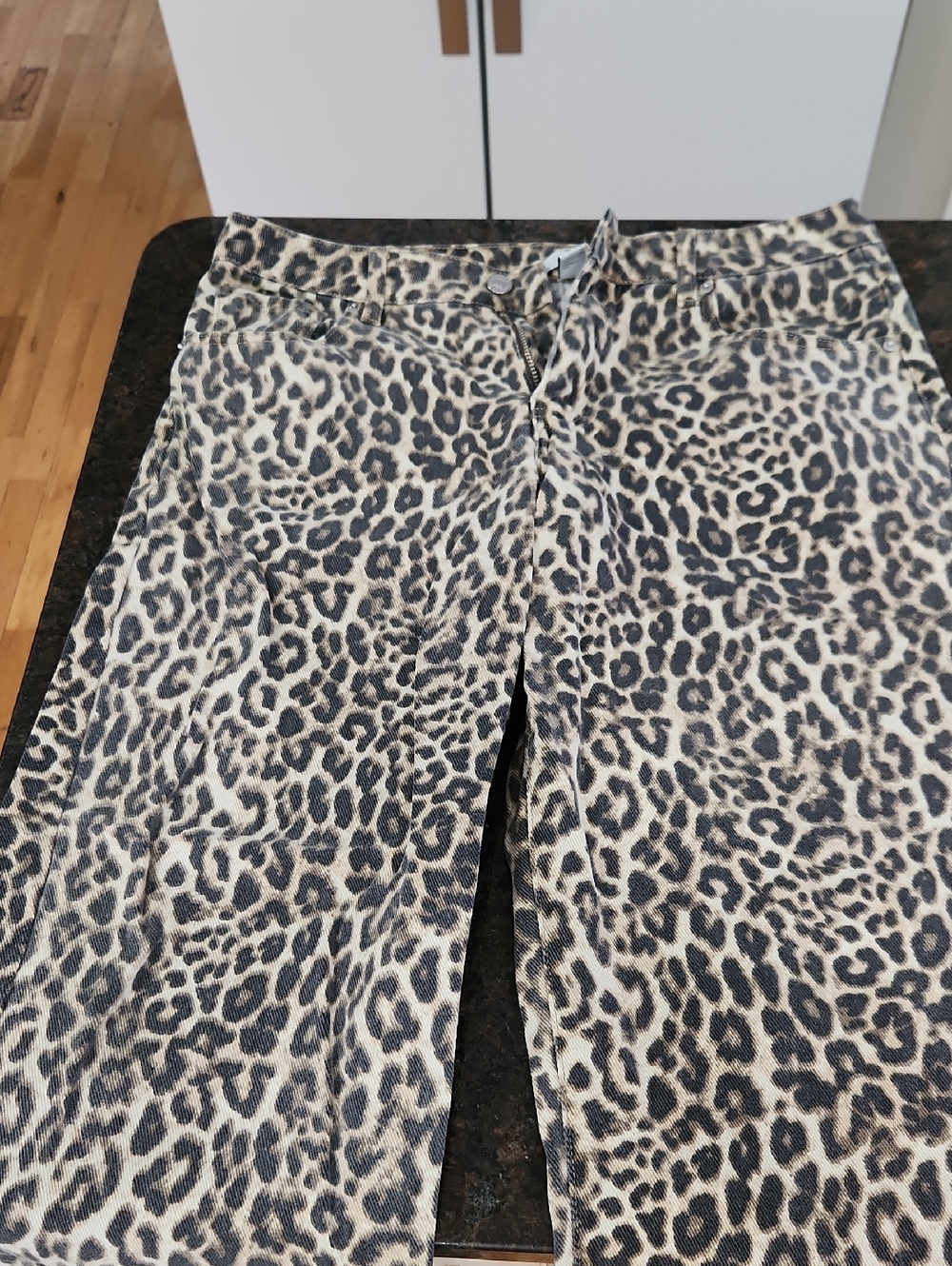 Forever 21 Leopard Print Wide Leg Jeans - Black & Cream - Picture 1 of 5
